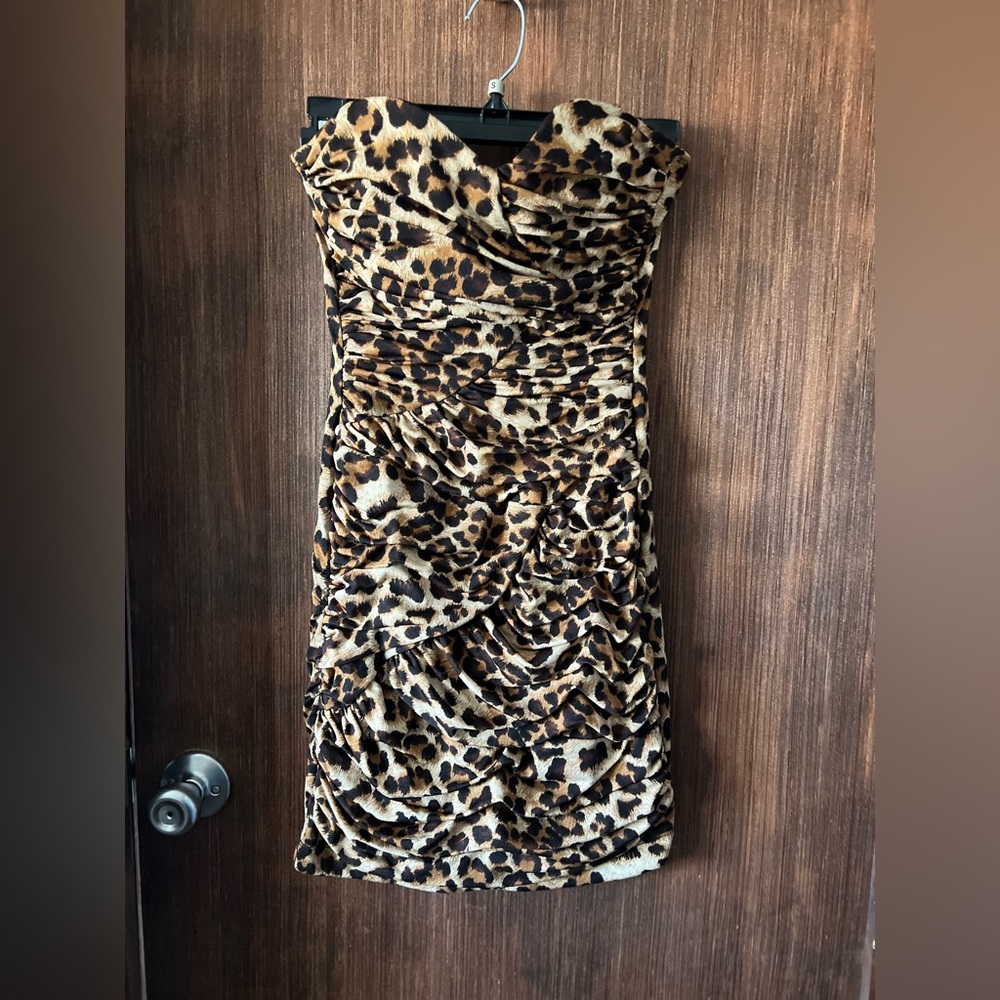 Leopard print strapless mini dress Junior size XS (*B)